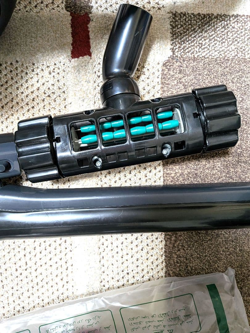 TOSHIBA 掃除機 青 ブラシ付き　トルネオ