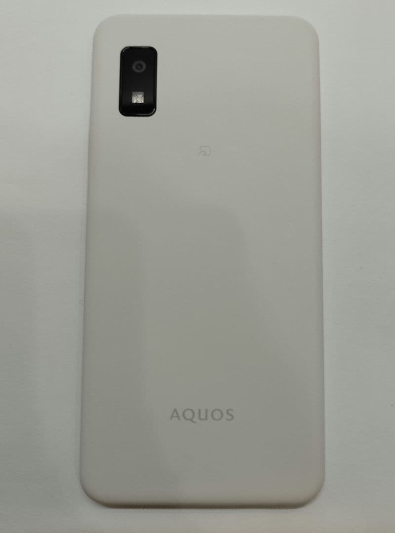 AQUOS　wish3　SH-M25　ホワイト