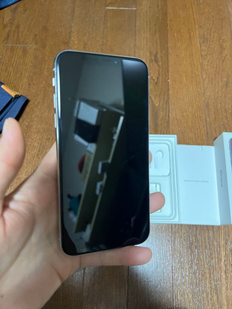 iPhone X 256GB - シルバー - Simフリー
