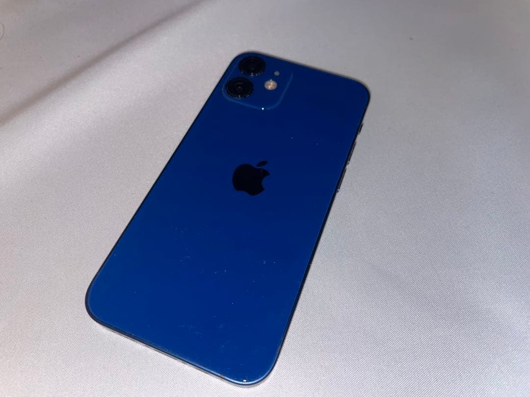 Apple iPhone 12 mini SIMフリー　バッテリーに訳あり