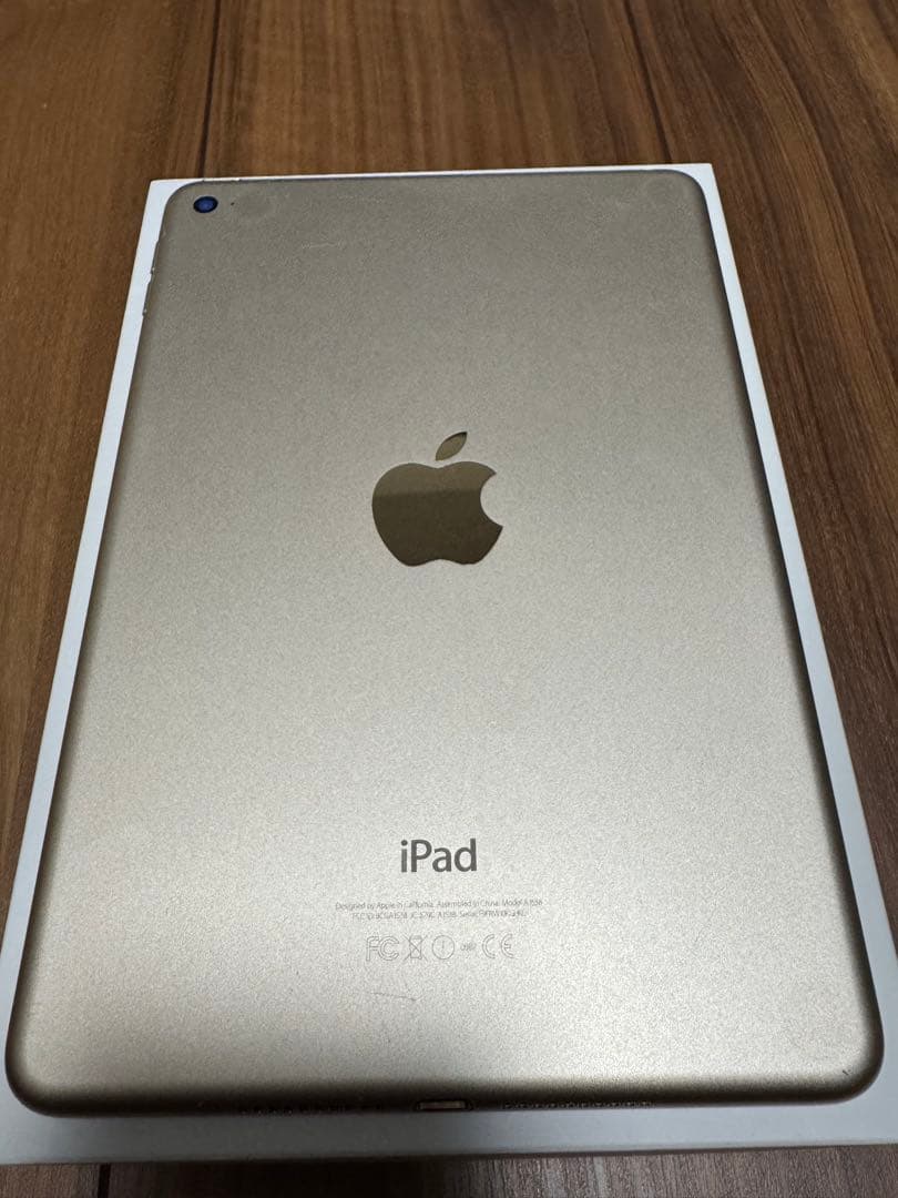 iPad mini4 128GB Wi-Fi Gold バッテリー劣化あり