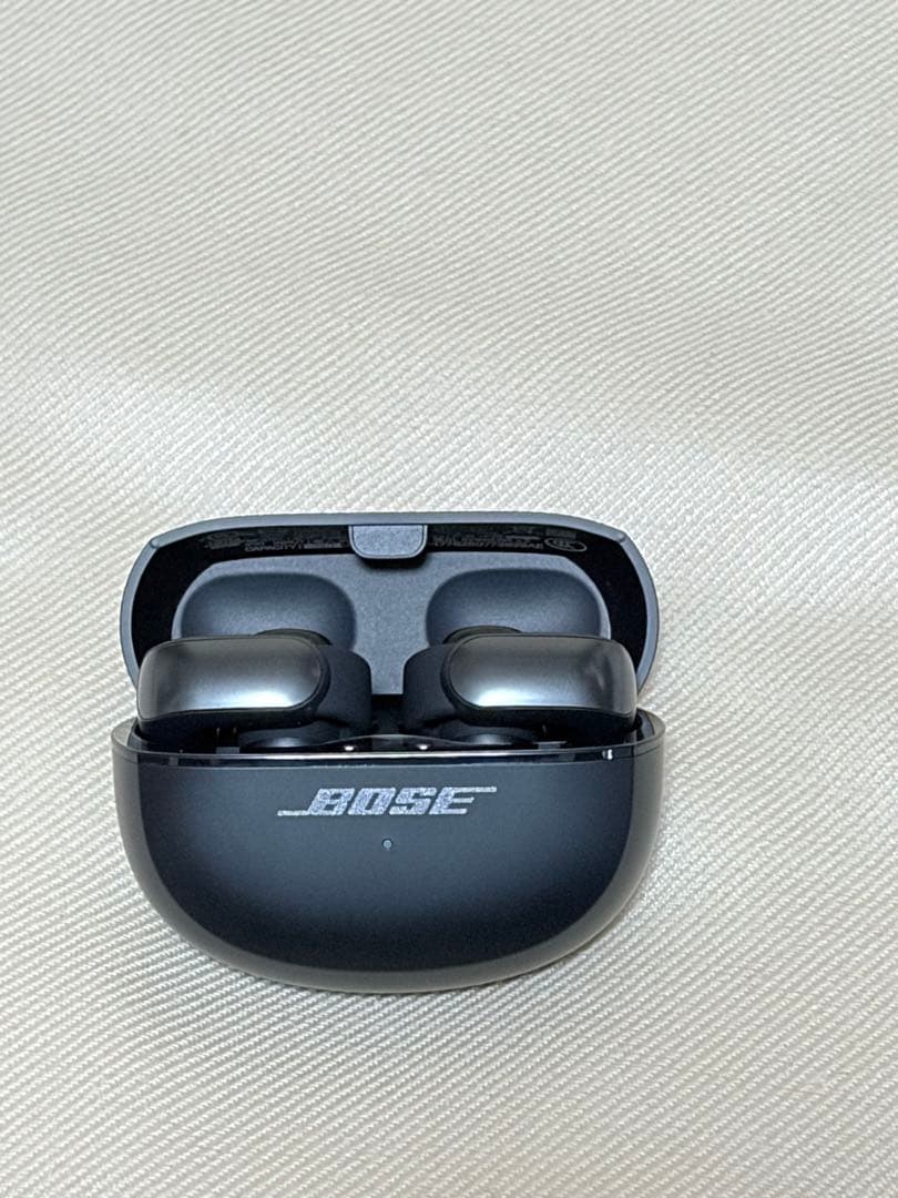 イヤホン Bose ultra Open earbuds (almost new)