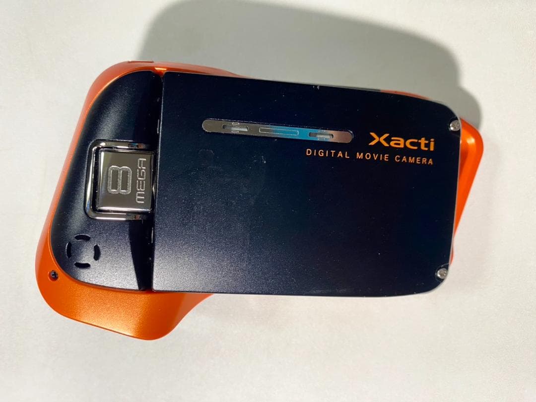 SANYO Xacti ザクティDMX-CA8 防水デジタルカメラ 中古美品