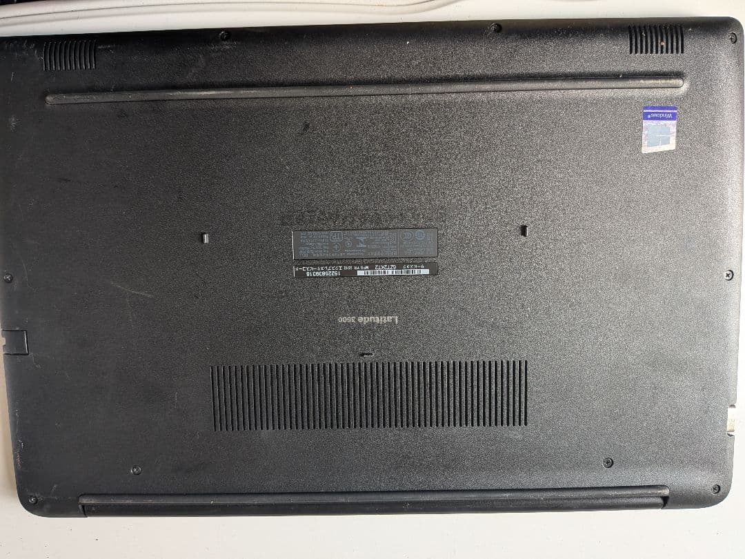 DELL 3500 / i3 / メモリ16GB / 起動不可 ジャンク