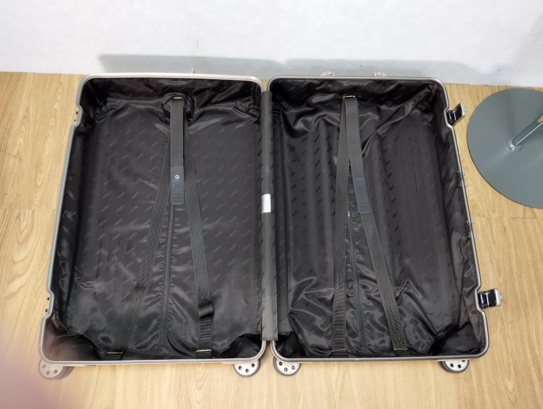 Y☆857 RIMOWA スーツケース TOPAS TITANIUM