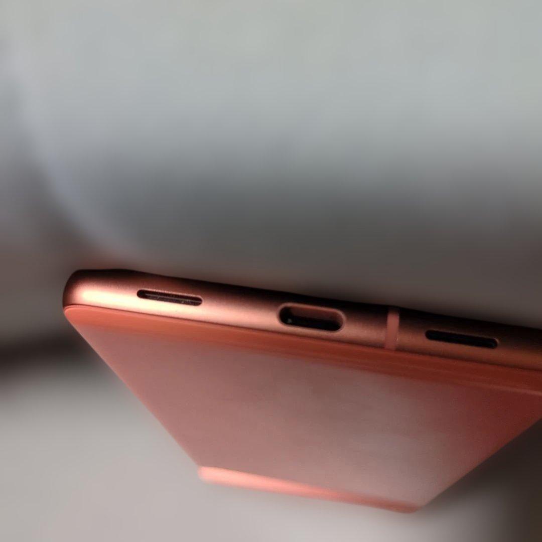 Google Pixel 7a オレンジ 本体