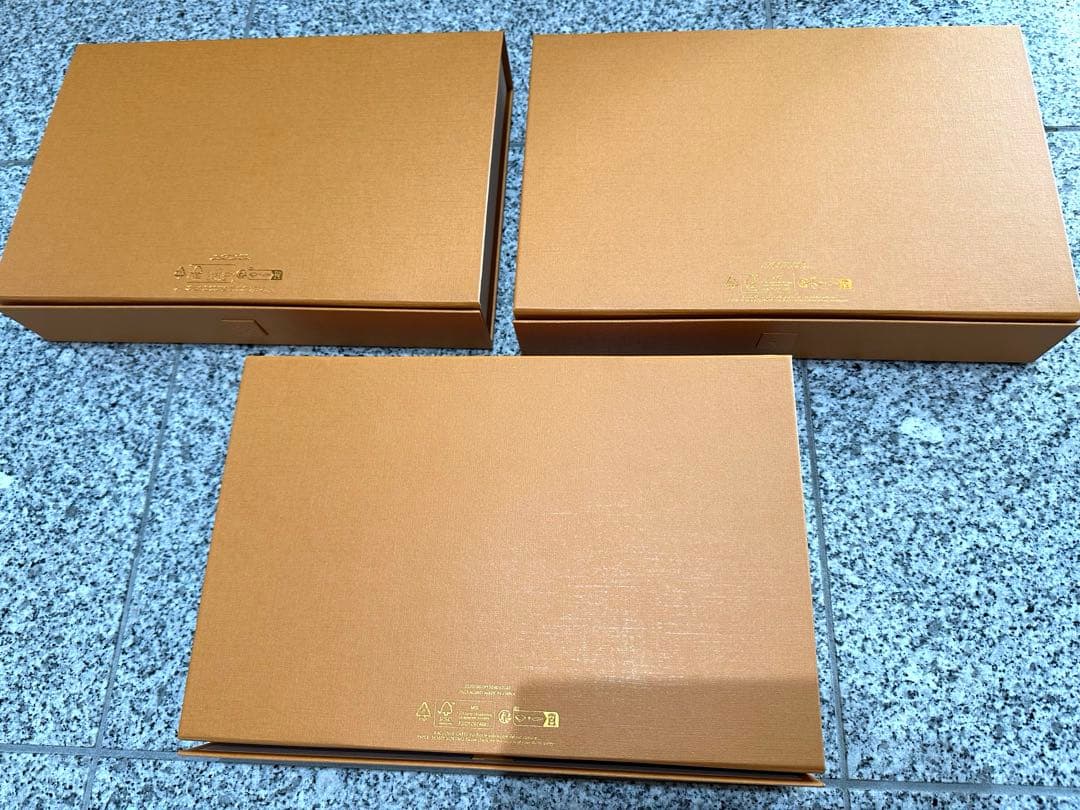 Louis Vuitton 箱・ショップ袋・リボン・ハンガーセット