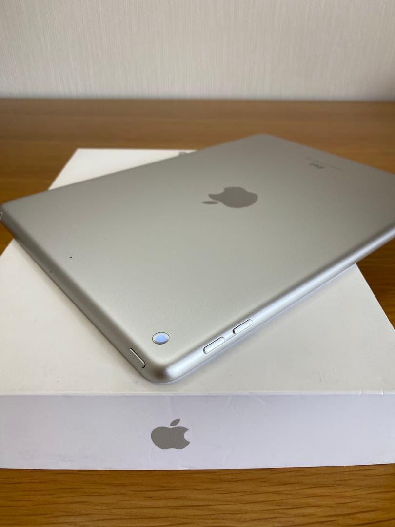 iPad第5世代　「新品未使用」　iPad 本体 Aランク