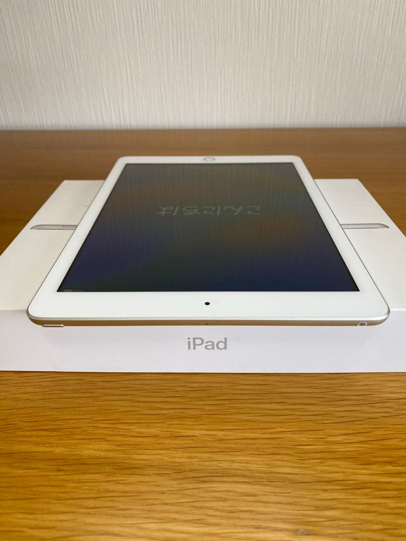 iPad第5世代　「新品未使用」　iPad 本体 Aランク