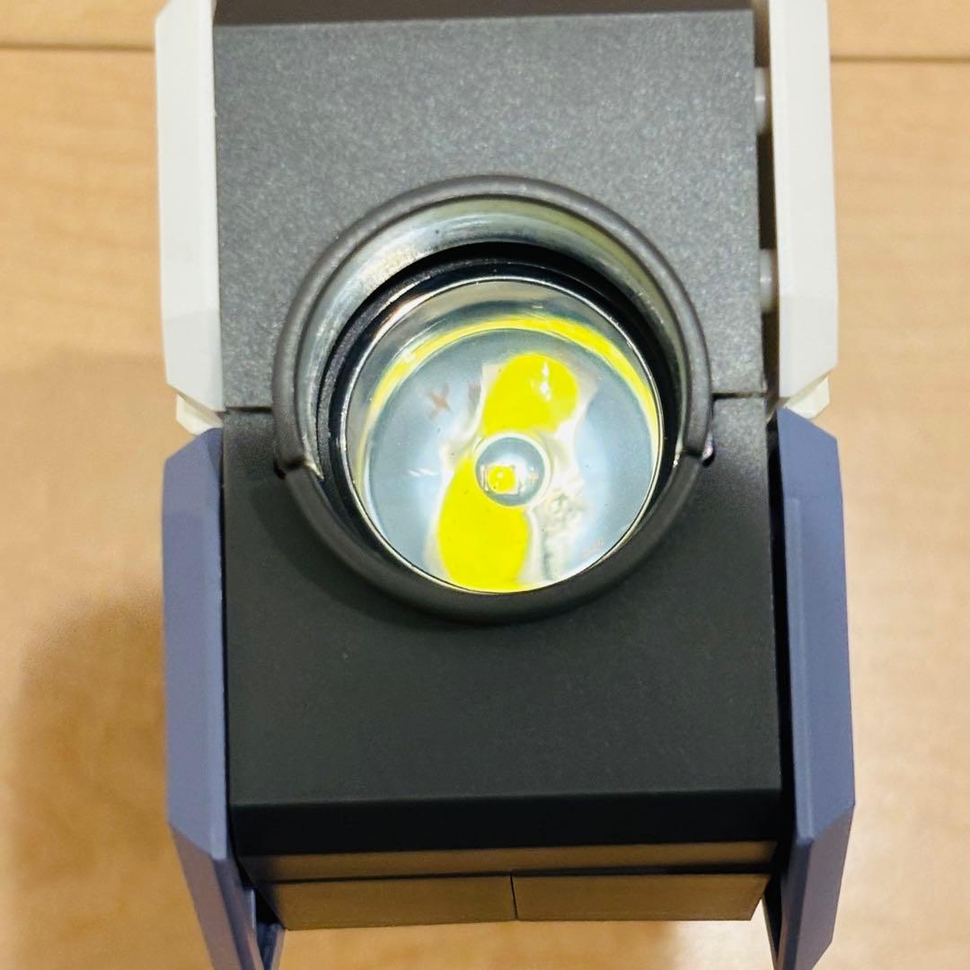 ブルーアーカイブ 光の剣 モバイルバッテリー 10000mAh 美品 箱付