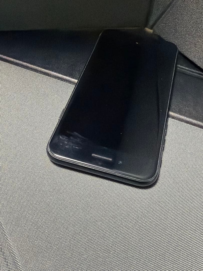 スマートフォン本体 Apple iPhone SE 64GB