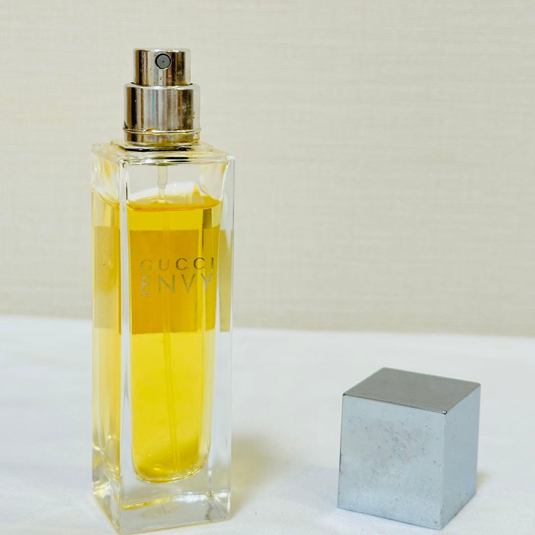 グッチ　エンヴィ　GUCCI ENVY オードトワレ　香水　30ml ②