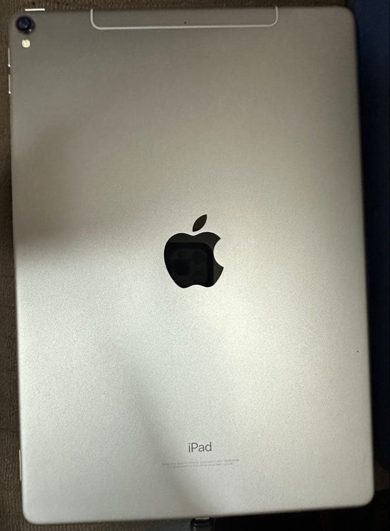iPad Pro 10.5インチ Wi-Fi+Cellular 64GB