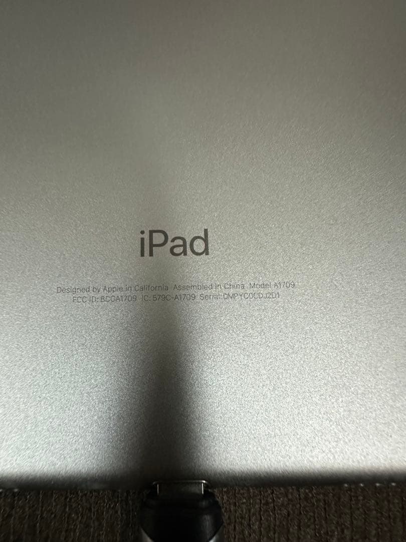 iPad Pro 10.5インチ Wi-Fi+Cellular 64GB
