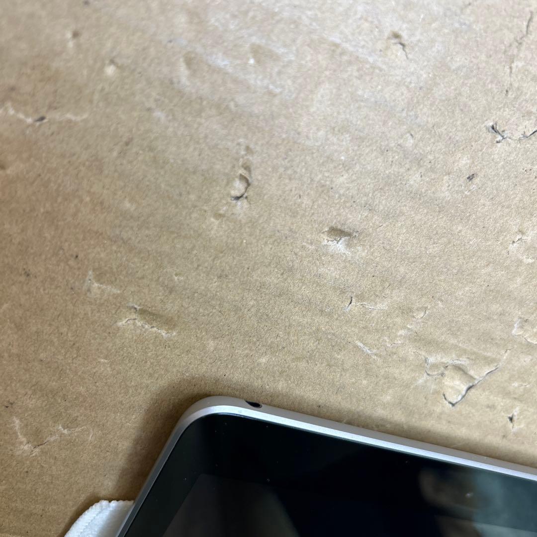 Apple iPad (第５世代) Wi-Fi 32GB