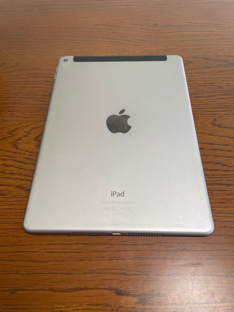 iPad Air 2 Wifi+Cellular 64GB ブラック