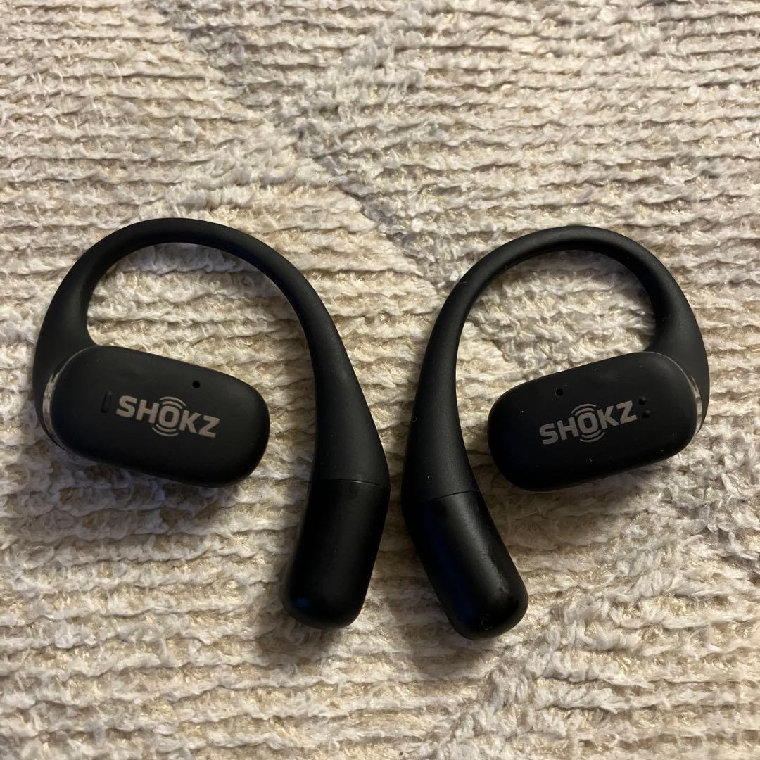 SHOKZ OPENFIT ワイヤレスイヤホン ブラック　その2
