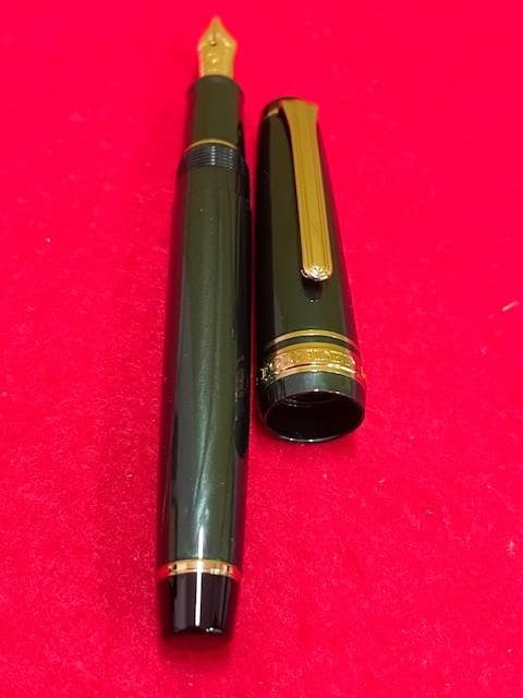 未使用品 セーラー万年筆 SHIKIORI 雪月空葉 万葉 14k MF即日配送