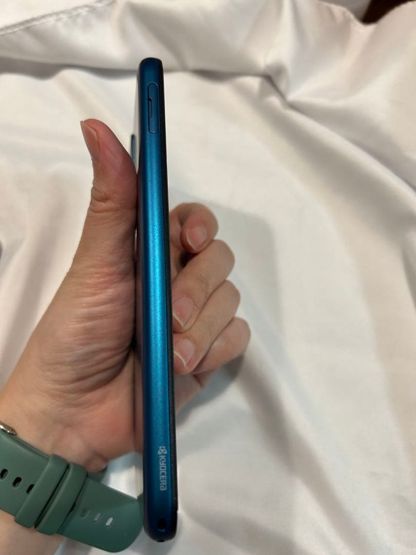 ⟡.·京セラ かんたんスマホ３ A205KC グリーン バッテリー90%以上⟡.