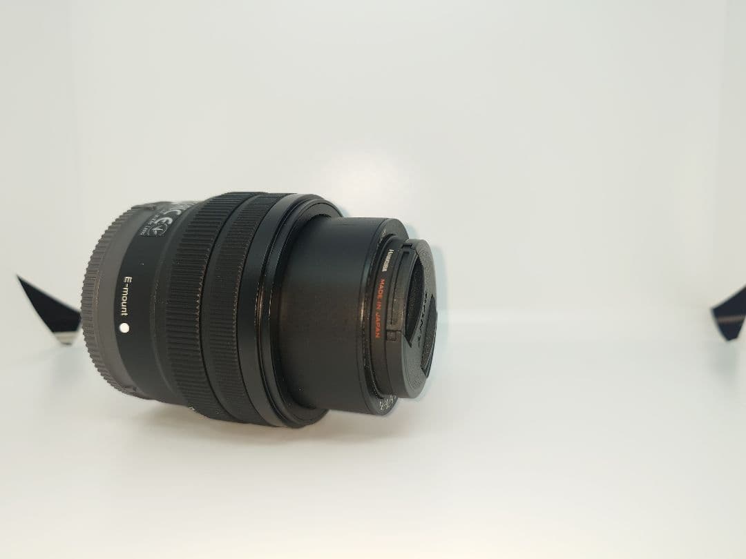 Sony FE 28-60mm f/4-5.6 ズームレンズ