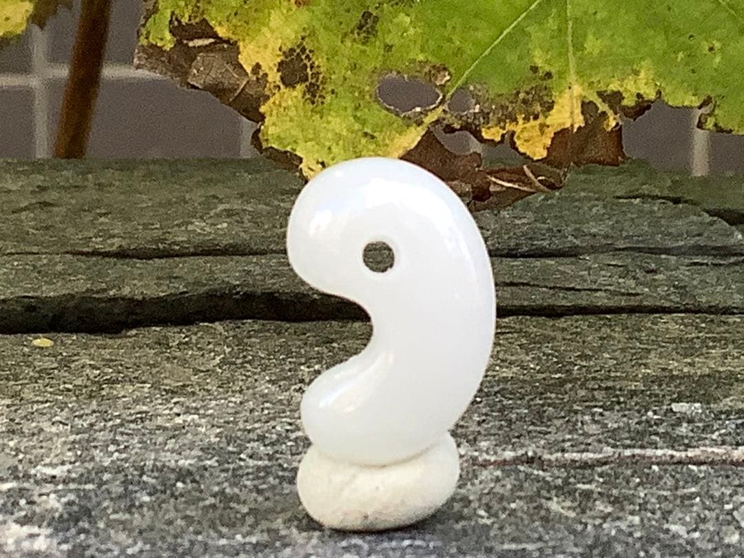 ✳神様からの贈り物*糸魚川翡翠*無垢物極上品質　売り尽くし勾玉　ソーティング付‼️