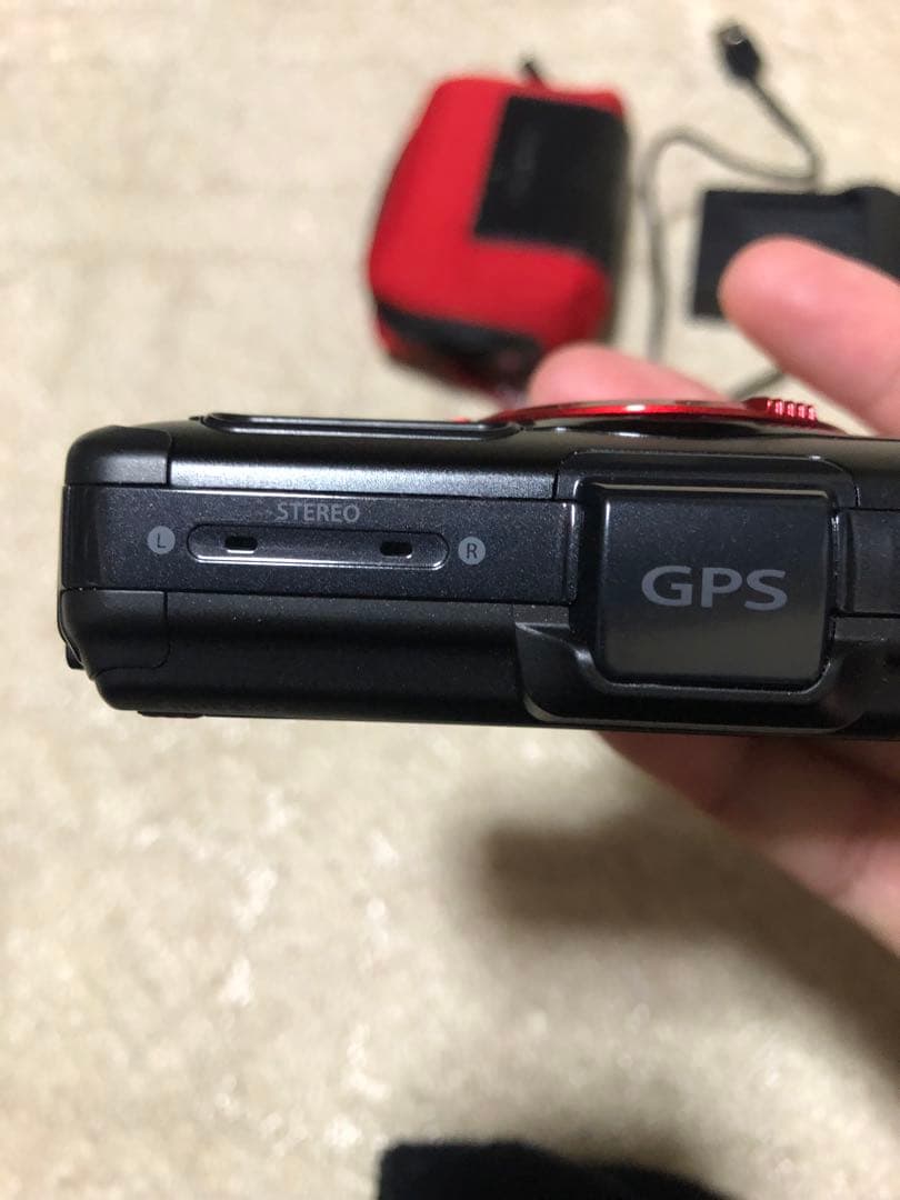 OLYMPUS Tough TG-2 デジタルカメラ　防水