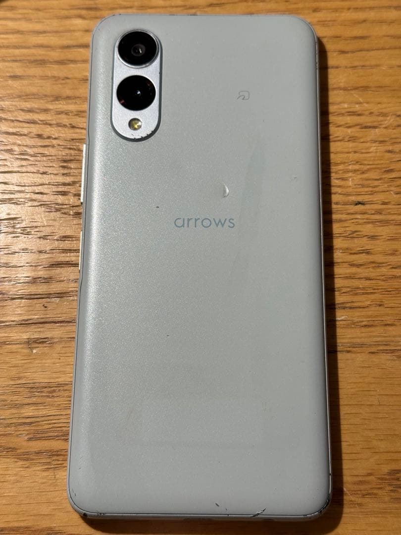 最安値 arrows We FCG02 SIMフリー 64GB 本体のみ