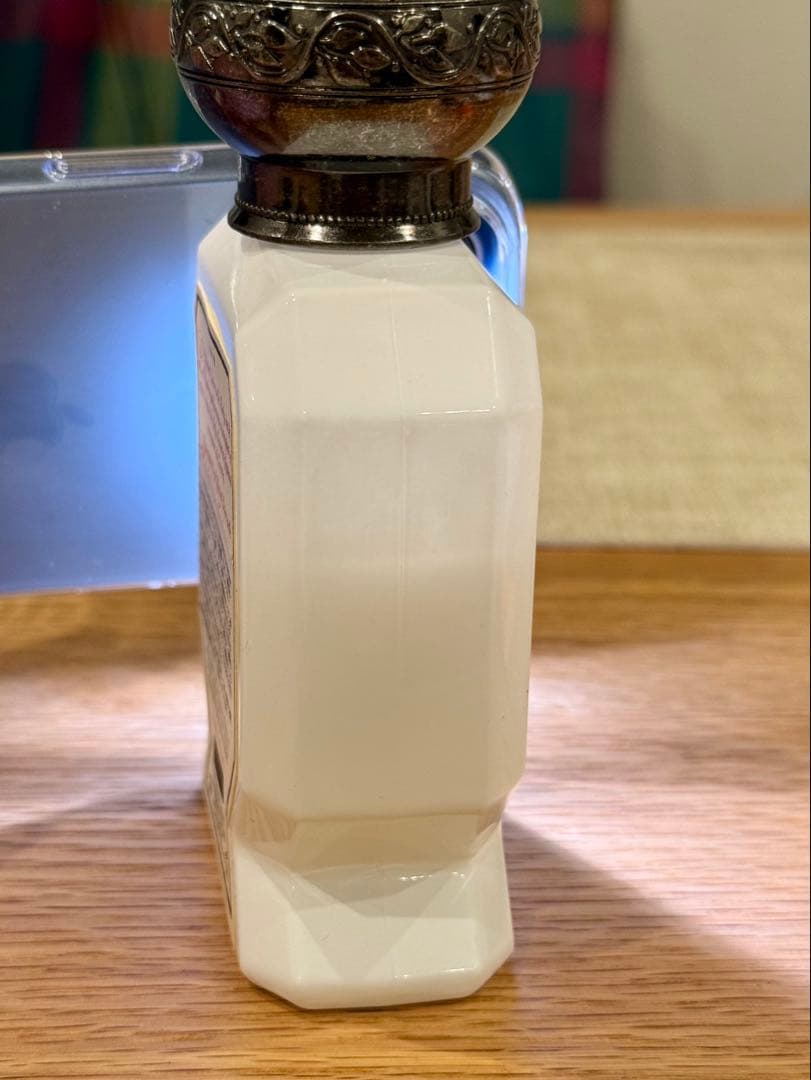 オフィシーヌユニヴェルセルビュリー　オートリプル　サモトラケのニケ　75ml