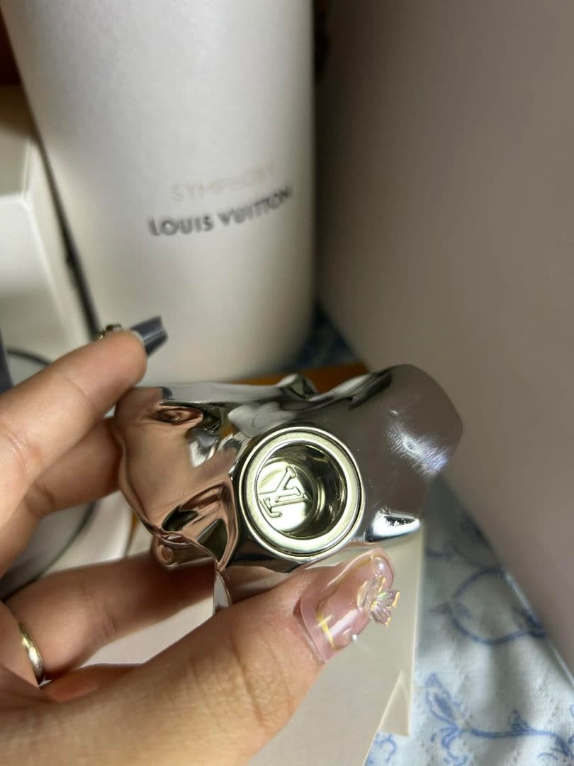 LV SYMPHONY 香水 おすすめ、 付属品あり