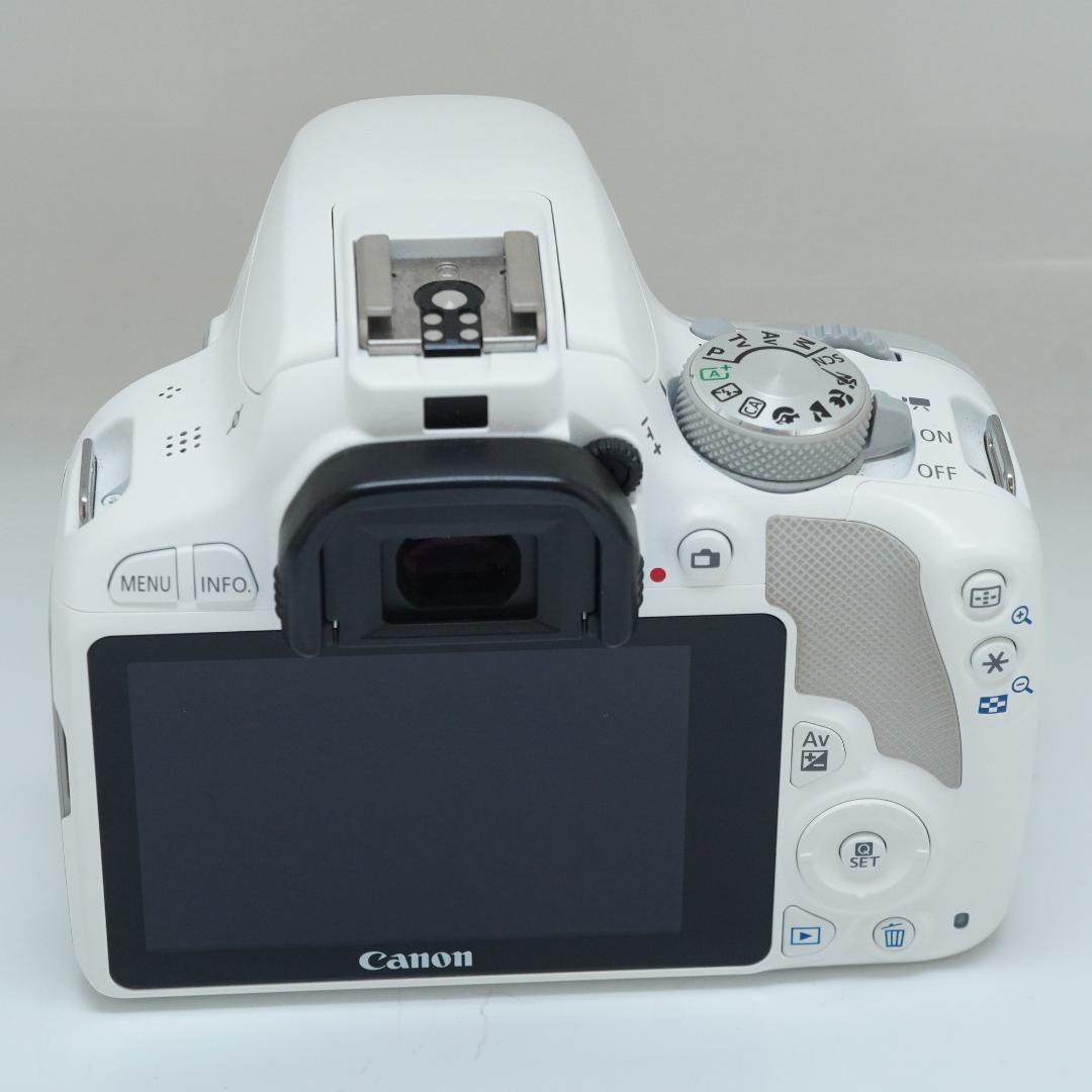 超軽量★Canon EOS kiss X7★