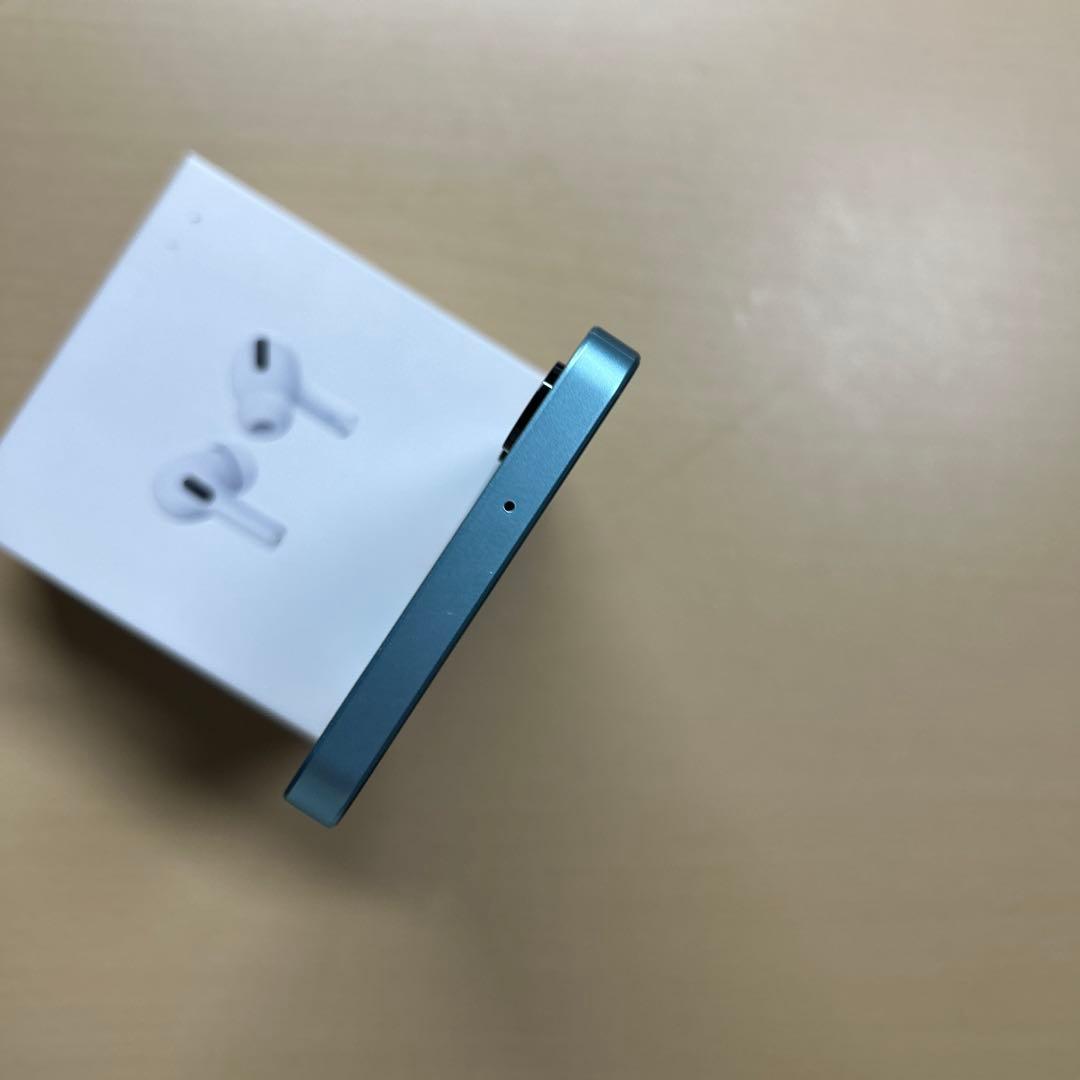 Galaxy A06 64GB SIMフリー　割れなし