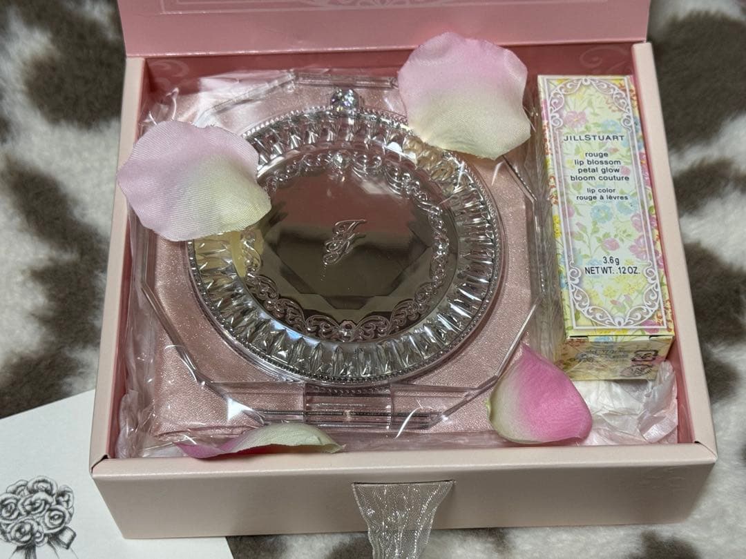 JILL STUART ミラー　リップ