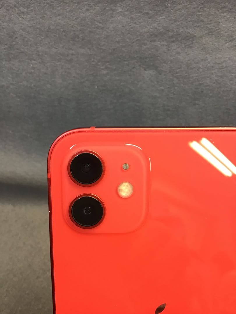 美品　国内版　SIMフリー　iPhone12 128GB レッド色