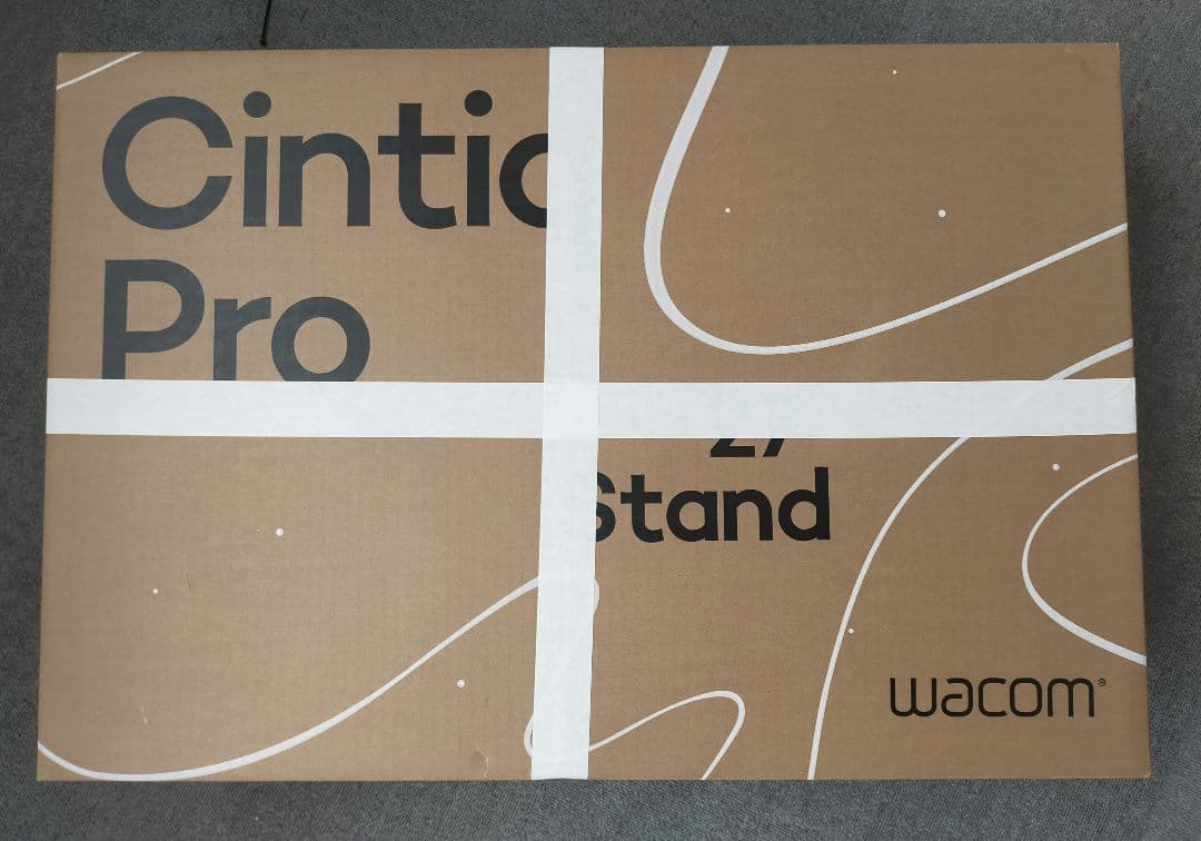 Wacom Cintiq Pro 27 専用スタンド付き