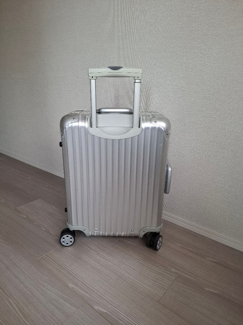 【値下げ最終】リモワ「トパーズ」48L 4輪シルバー