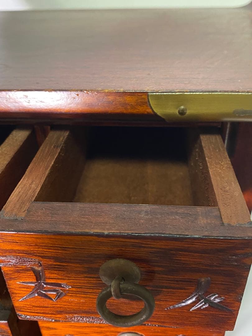 2831❣️ 李朝　薬箪笥　時代箪笥　引き出し18杯 扉1箇所
