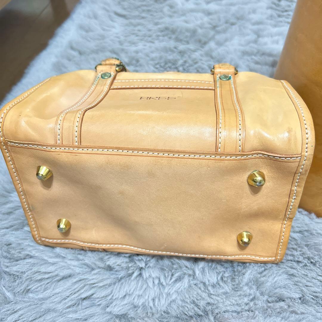 BREE ブリー　ショルダーバッグ　ワンショルダー　バケツ型　ヌメ革ミニボストン