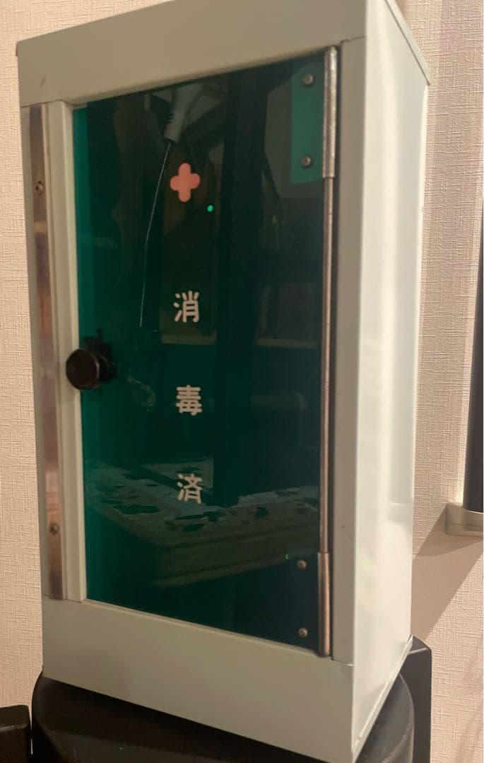 希少　昭和レトロ　床屋　消毒済　タオル入れ　キャビネット　スチール　壁掛け　レア