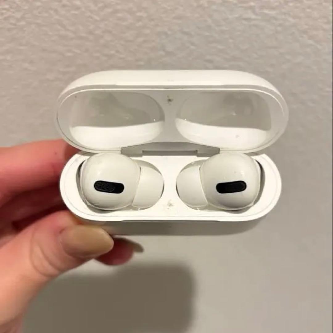 【良品】AirPods Pro ワイヤレスイヤホン 本体