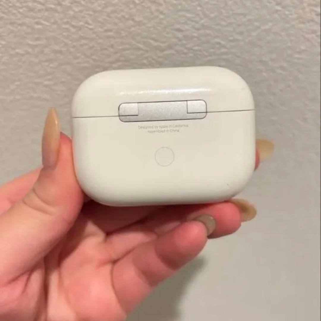 【良品】AirPods Pro ワイヤレスイヤホン 本体