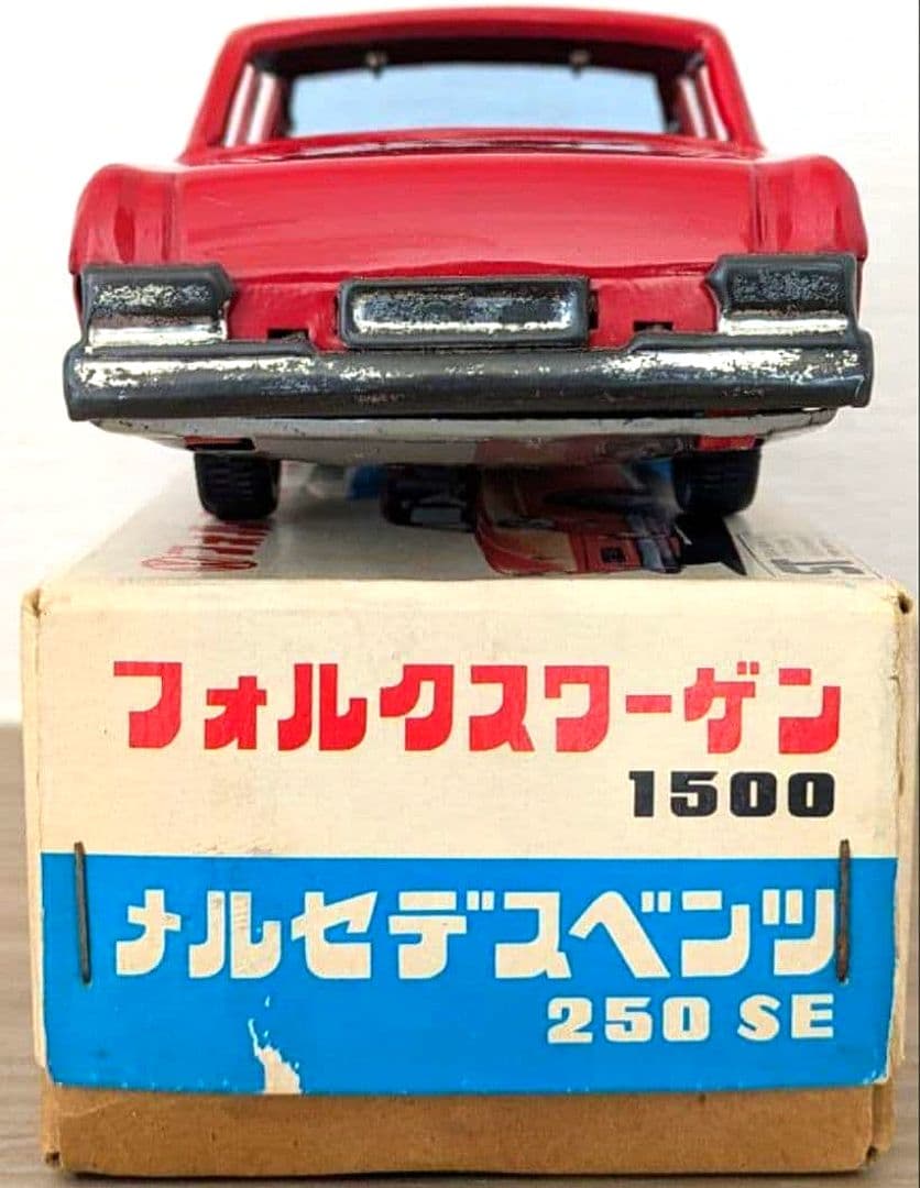 1960年代「メルセデス ベンツ250SE」ブリキカー　箱付き(市村商店製)
