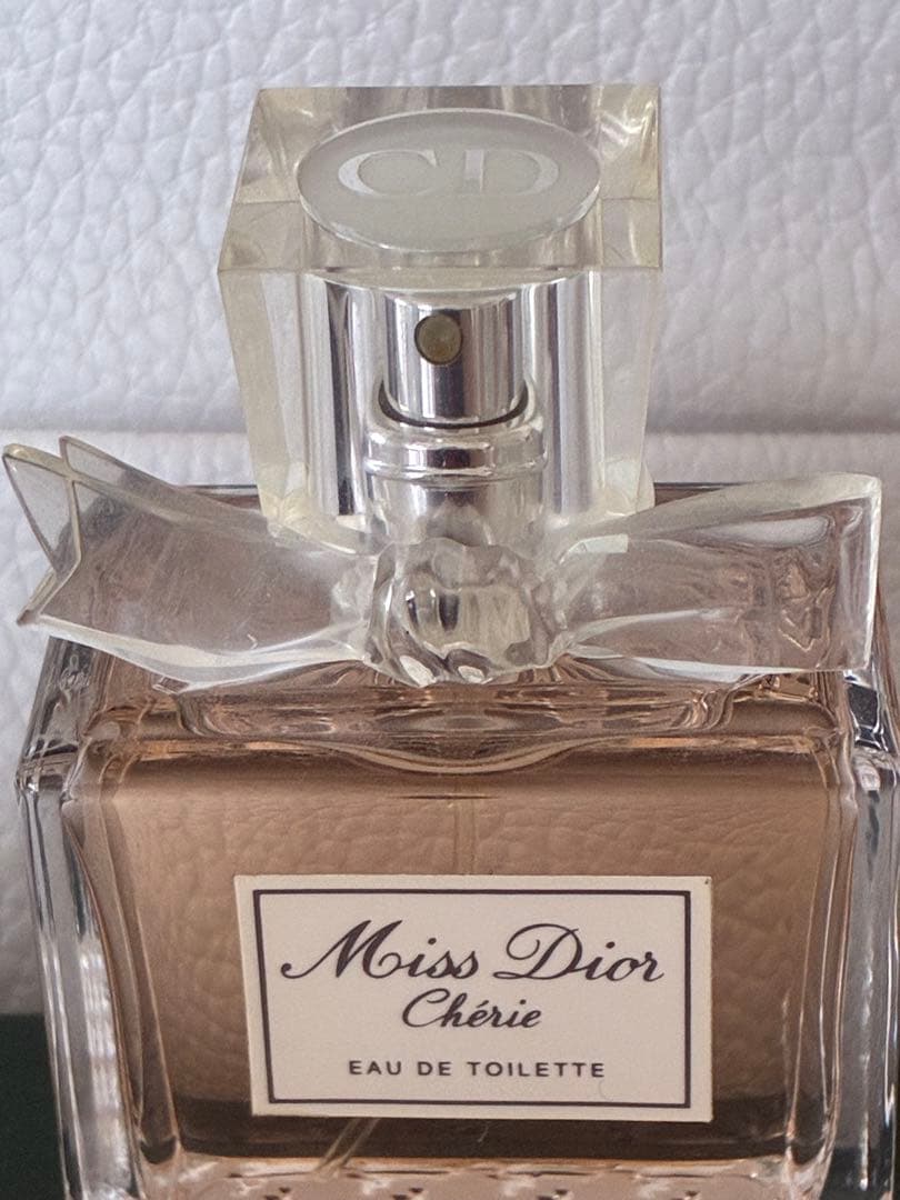 【廃盤希少】Miss Dior Chérie オードトワレ 50ml 旧ボトル