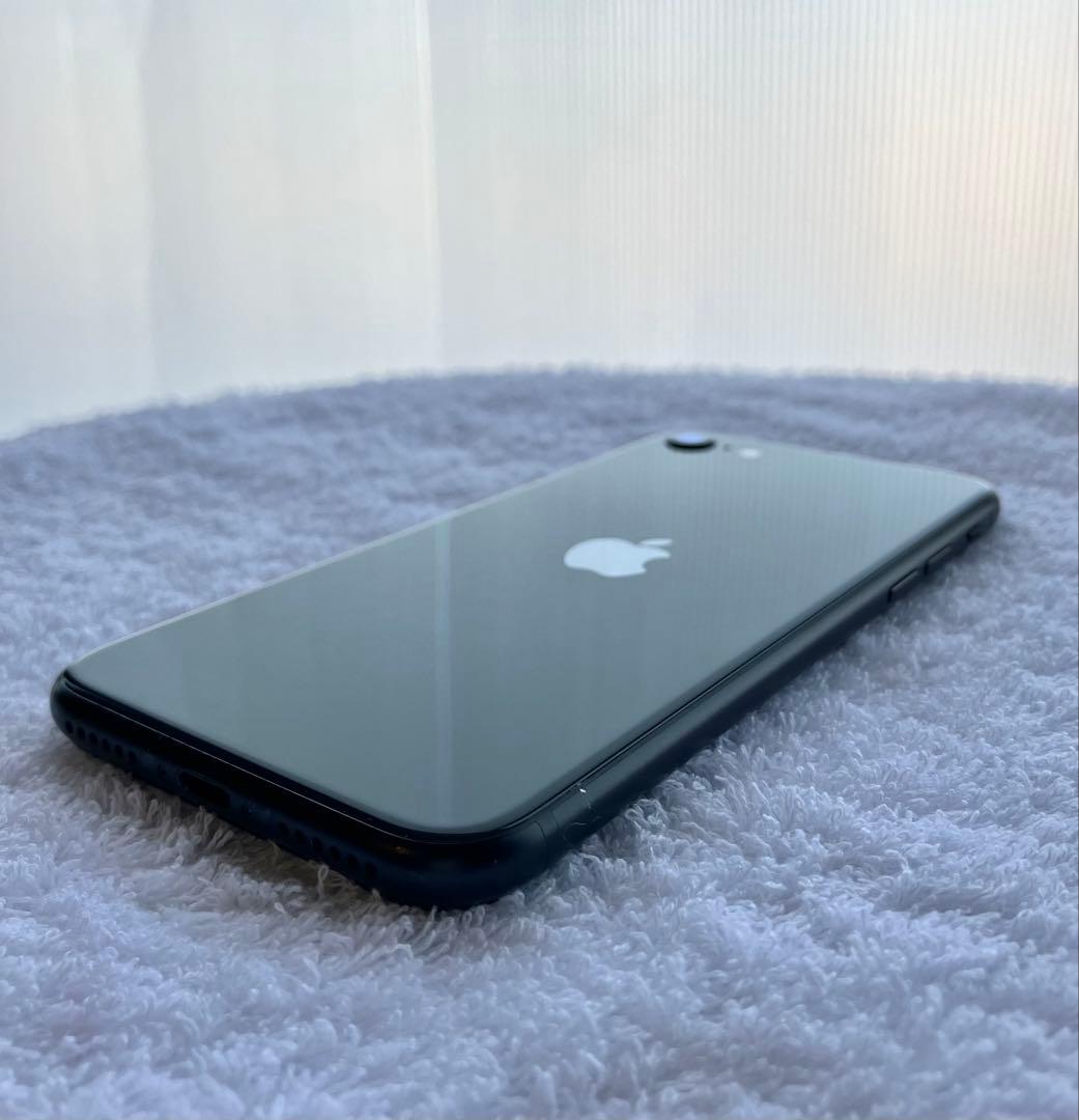 新品 iPhone SE2 128GB SIMフリー 海外US版