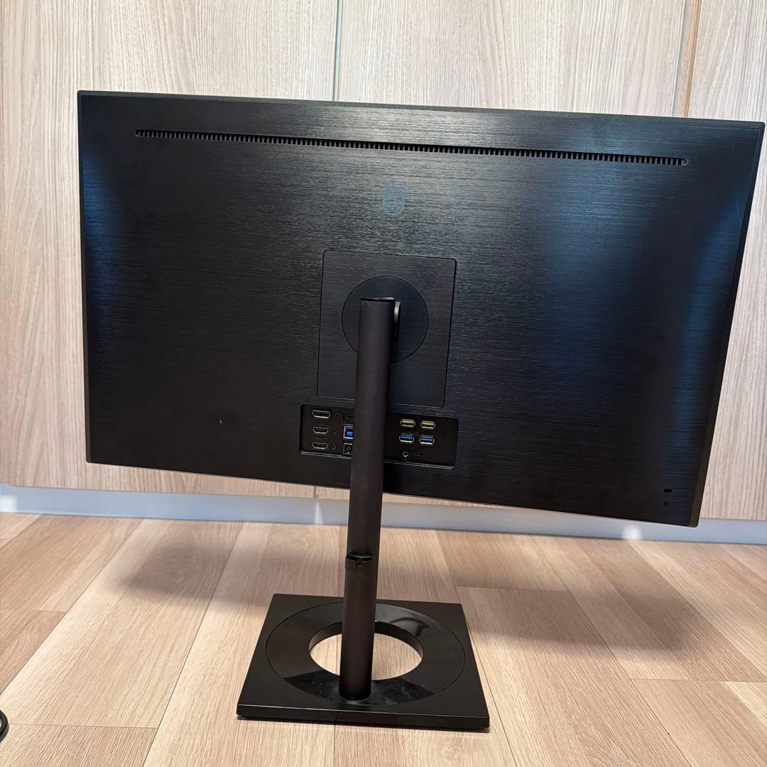 Philips 27E1N8900 27インチ OLED 4Kモニター