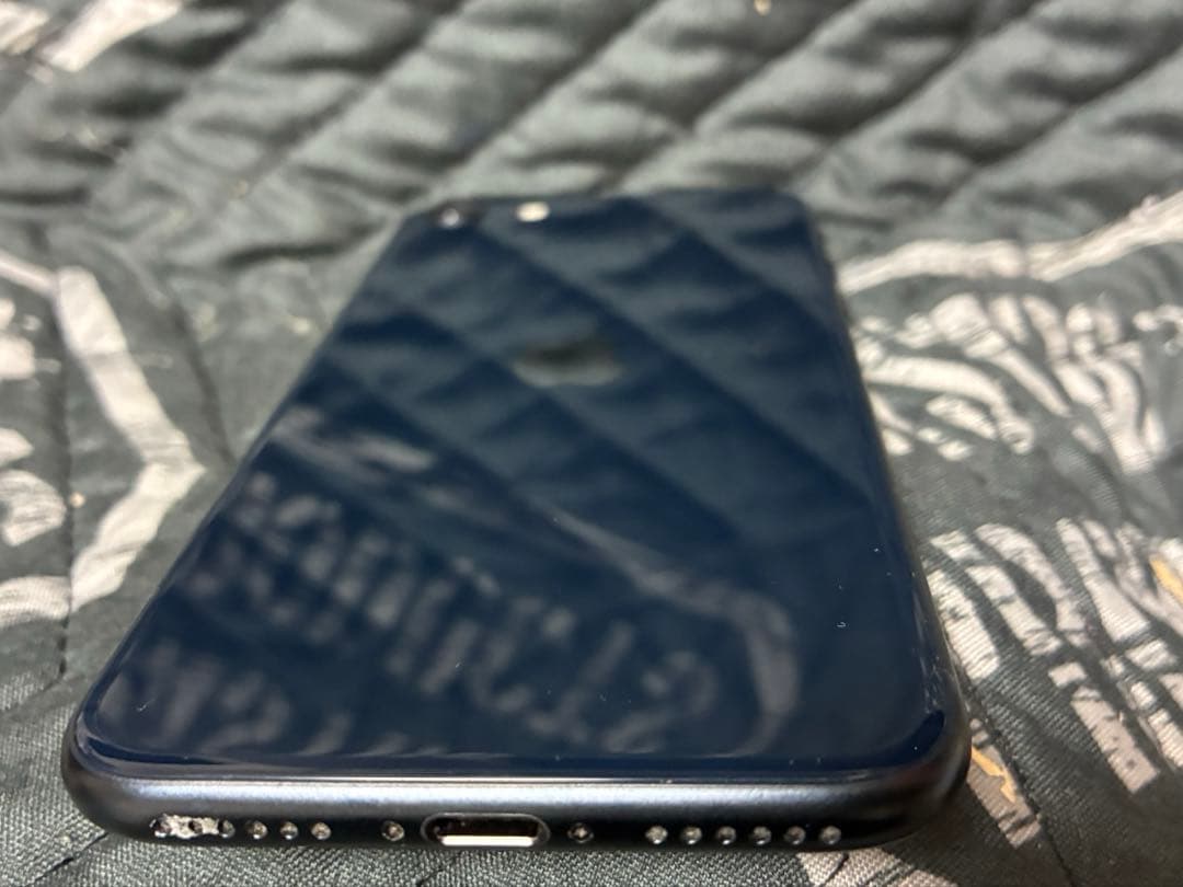 Apple iPhone SE (第3世代) ミッドナイト128GB