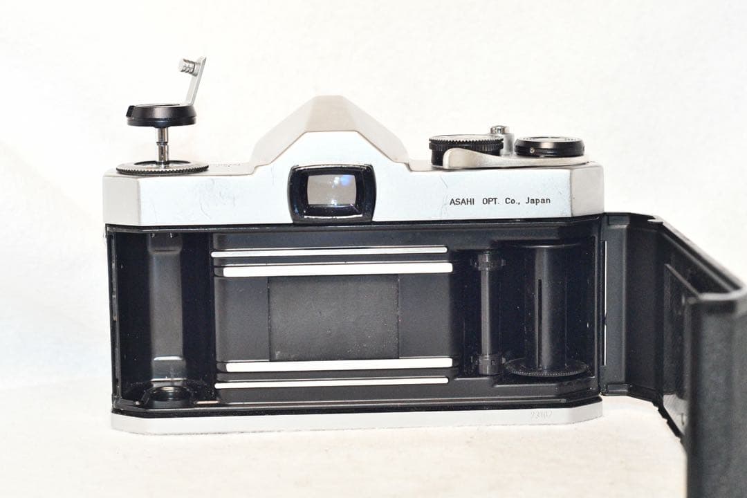 《動作品》pentax sp + 55/1.8標準レンズ付き　a288