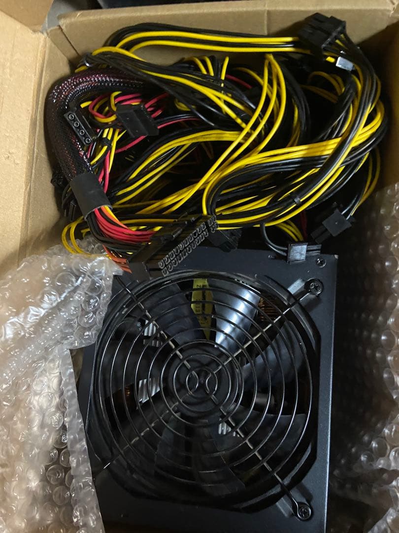 PCケース　サーバー用　ケースのみ×1 パワーサプライつきません