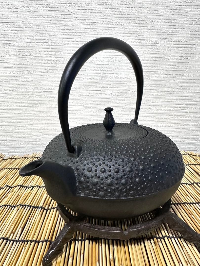 ＵＳＥＤ、良品　南部盛榮堂ＯＩＧＥＮ丸平丸亀甲　メーカー保証ＩＨ対応品　南部鉄瓶