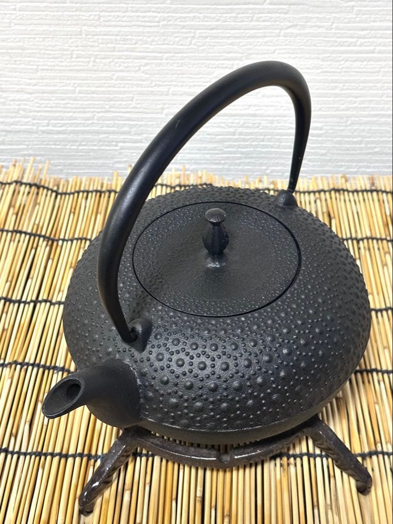 ＵＳＥＤ、良品　南部盛榮堂ＯＩＧＥＮ丸平丸亀甲　メーカー保証ＩＨ対応品　南部鉄瓶