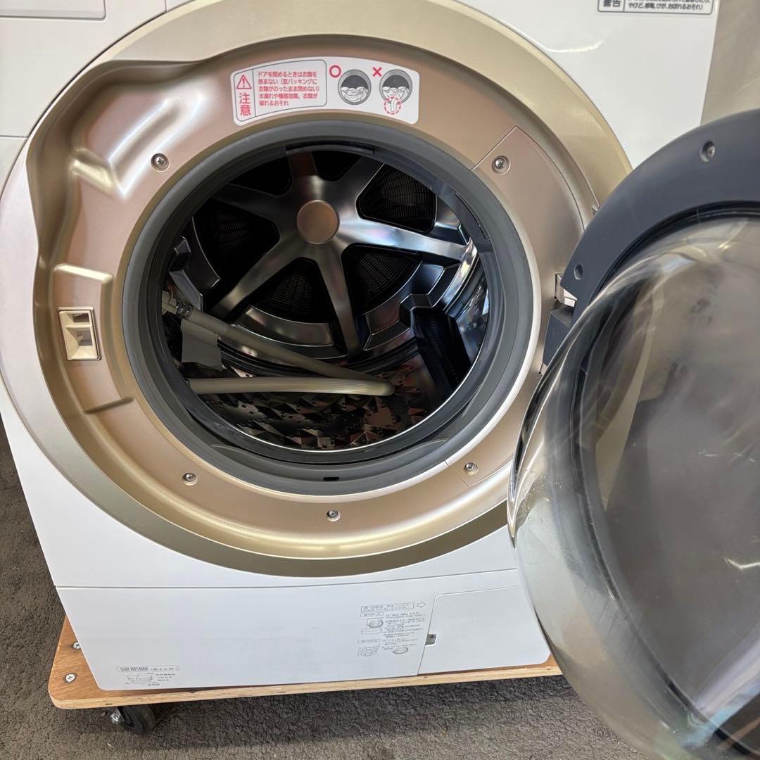 172❤️ドラム式洗濯機　パナソニック　11キロ　乾燥　右開　安い　中古　設置無料